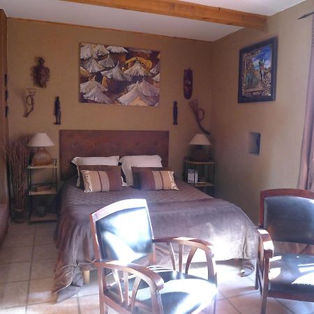Hotel Domaine De La Manse Villeneuve-de-Berg Pokój zdjęcie
