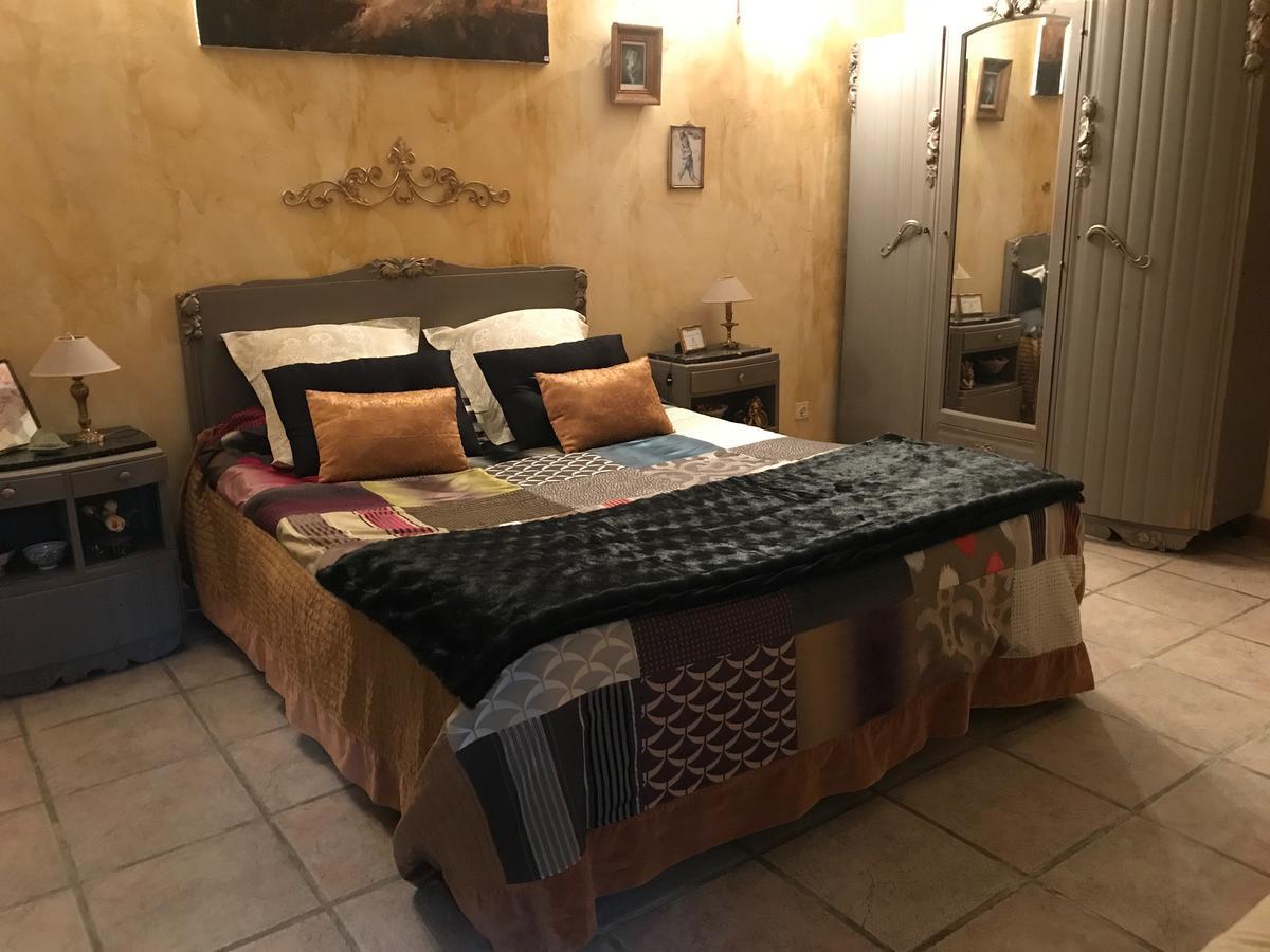 Hotel Domaine De La Manse Villeneuve-de-Berg Zewnętrze zdjęcie